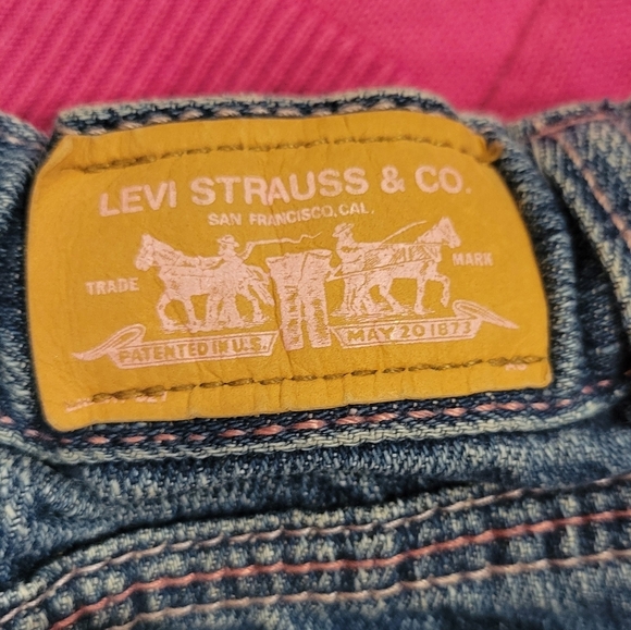 Levi's boot Cut Denim Jeans Size 12 months Cherokee heart sweater - Picture 7 of 10